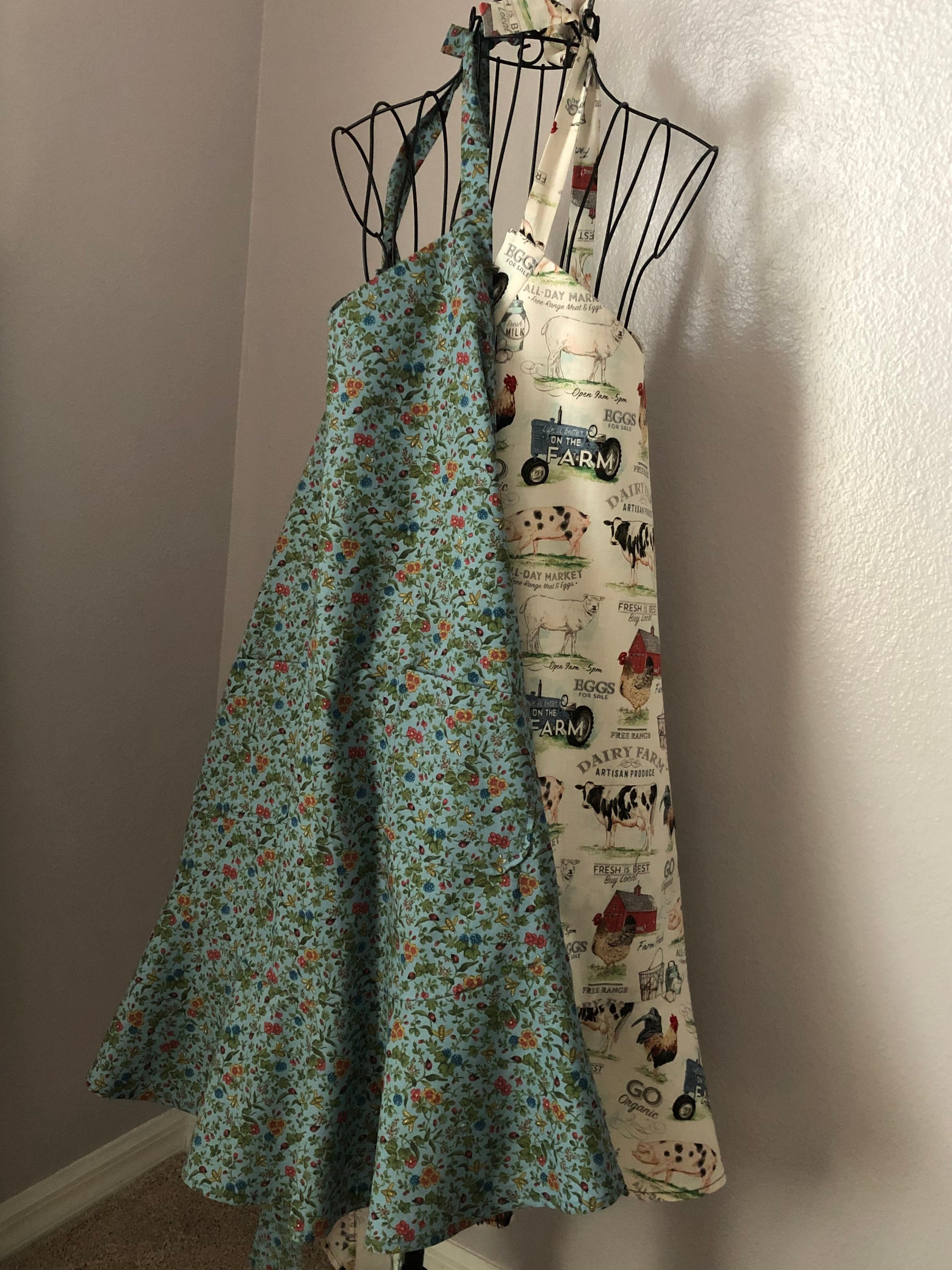 Kitchen Apron With Ruffled Bottom, Pockets, Handmade, Multiple Fabric ...