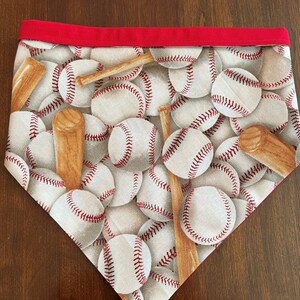 Baseball Print Bandana, Puppy Bandana, Baseball Dog Bandana, Dog or Puppy Scarf, Side Release Clip Bandana, Handmade