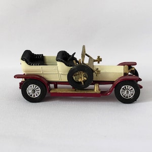 Vintage Rolls Royce Silver Ghost 1906, Boxed Diecast Model Car, Collectable Matchbox No Y-10, Made by Lesney in England in 1969, Scale 51:1