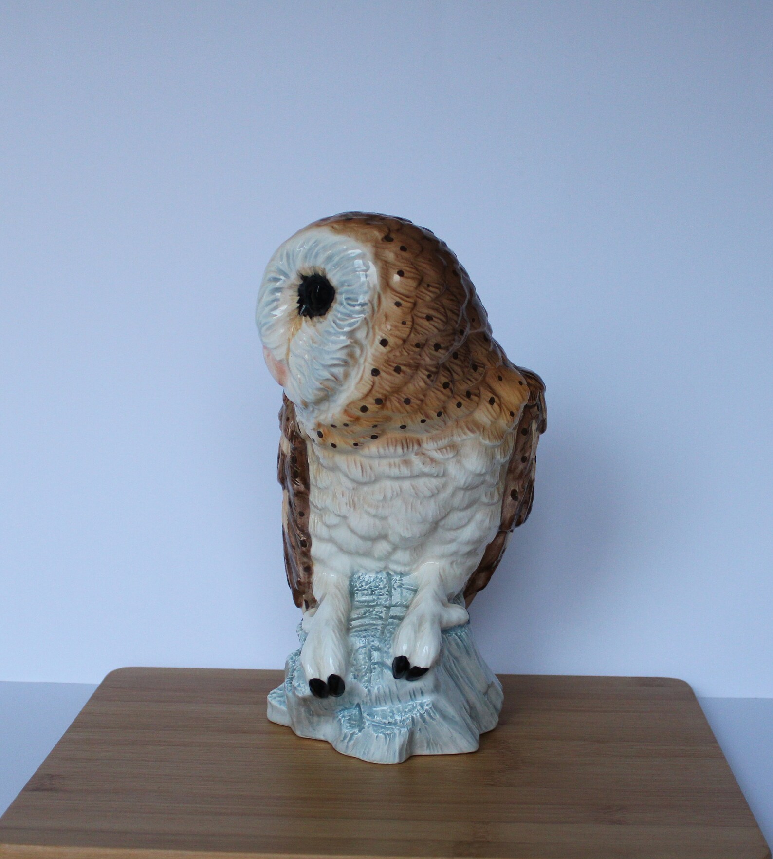 small ceramic owl figurines
