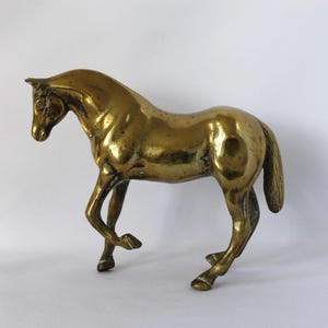 Vintage Brass Horse, Lovely sculpture of a heavy brass horse, 1.8kg, Nice collectable metal figurine, Great gift for brass collectors