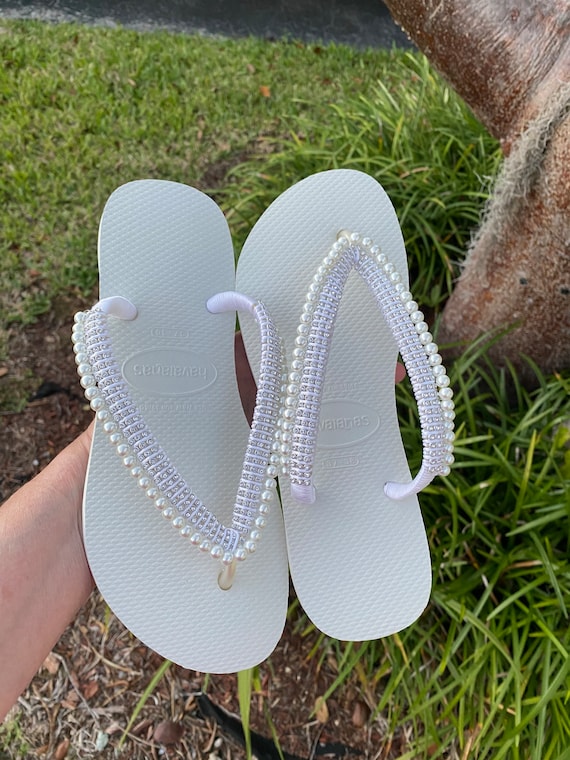 Wedding Flip Flops, Brides Flip Flop, Bridal Flip Flops, Bride