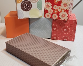 Carte de rebond de cadeau de boîte d’explosion