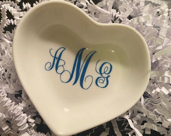 Monogramed Ring Dish, Jewelry Holder, Small Heart Dish, Customized, Gifts for Bridesmaids, Party Favor