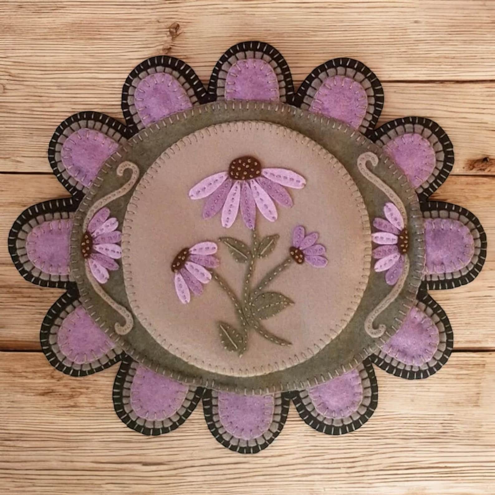 Pre-washed Wool Felt Penny Rug Kit - Garden Gate Purple - Penny Lane ...