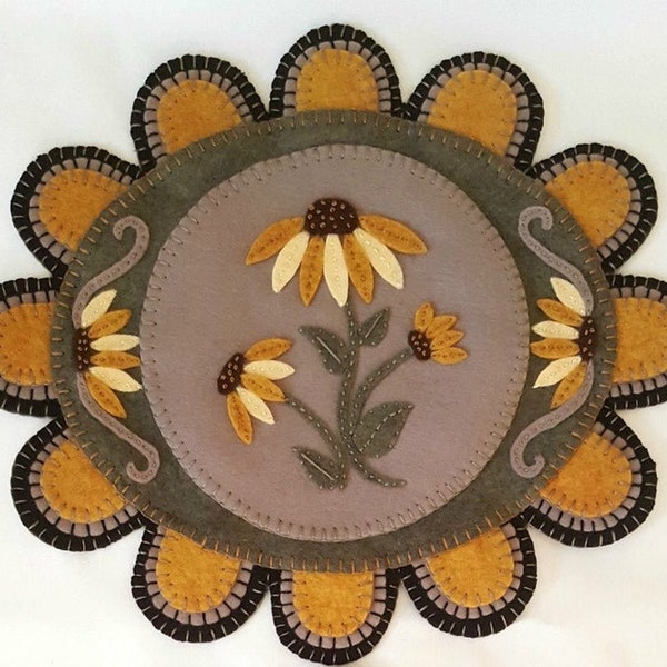 Pre-Washed Wool Felt Penny rug Kit - Garden Gate Yellow - Penny Lane Primitives Candle Mat Kit