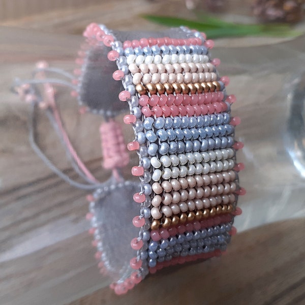 Boho striped bracelet Gray leather and pastel seed beads jewelry for women or girl Hand woven ndebele pink-gray wide wristband Mother's Day