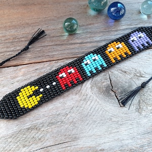 Vintage game bracelet, Handwoven loom beaded wristband, Multicolor seed bead jewelry, Friendship gift for game lovers, Funny gift for gamer