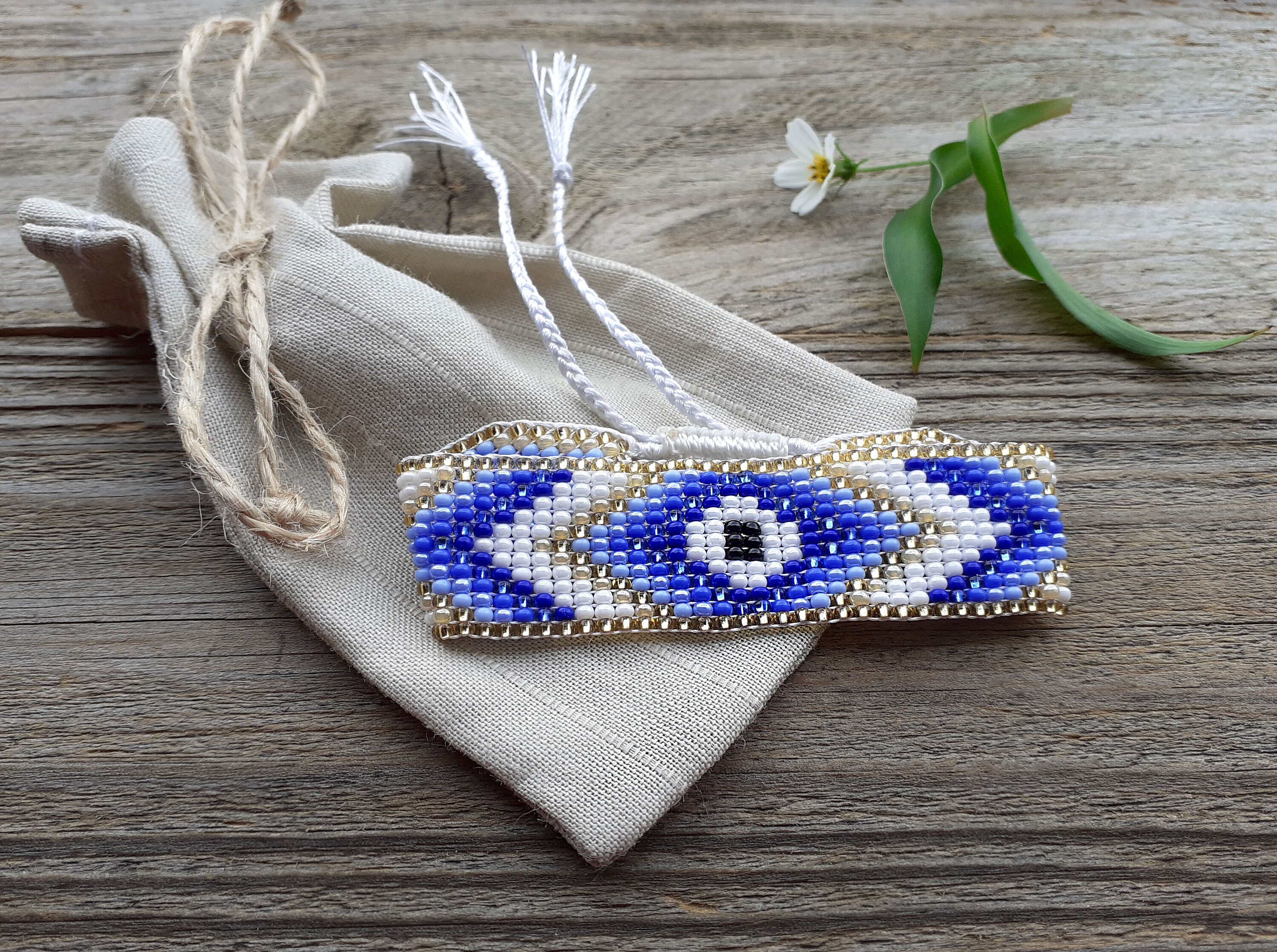 Evil Eye Bracelet: Loom Woven Seed Beads, Protective Amulet  display picture 2