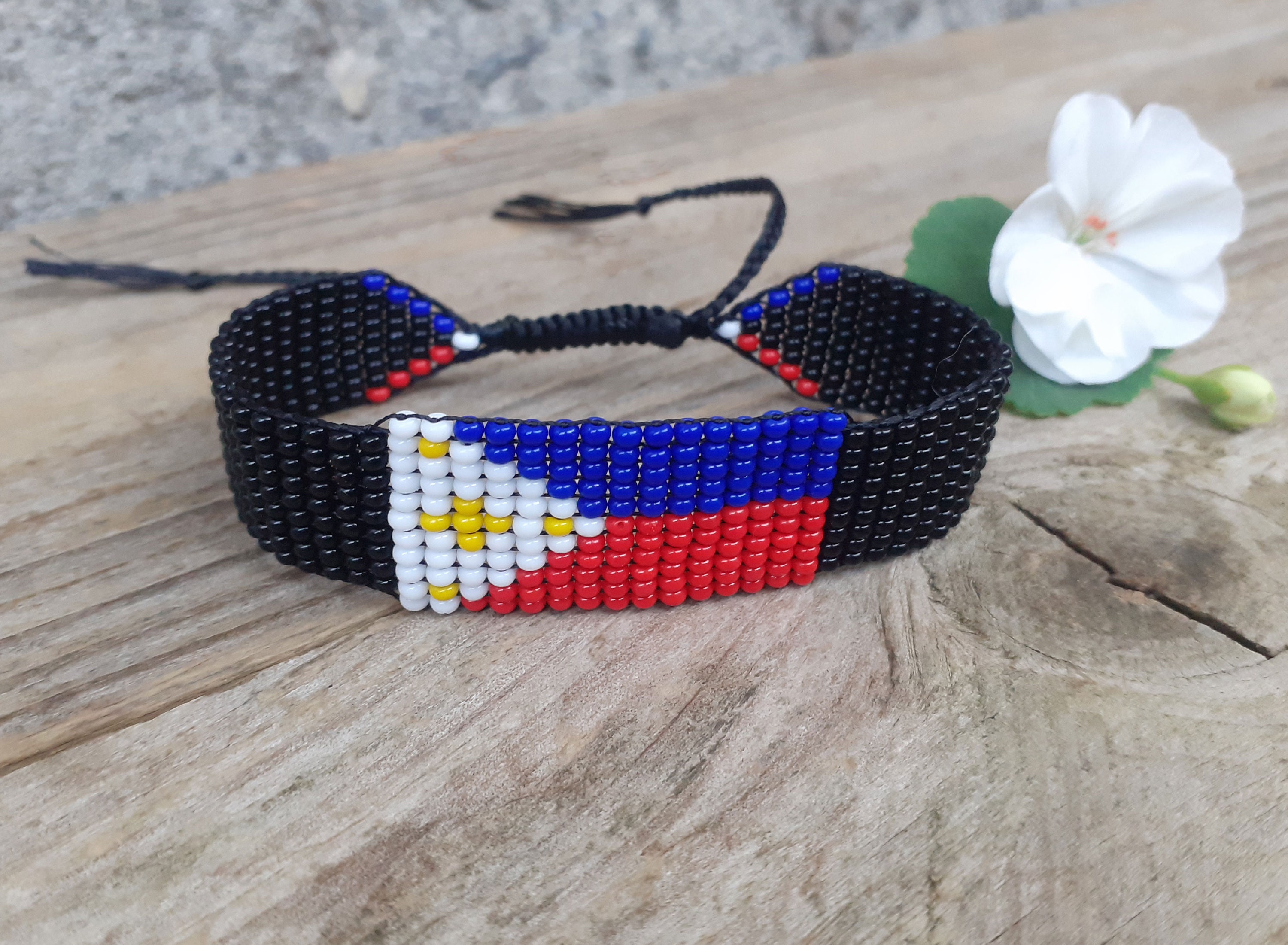 Patriotic wristbands sale