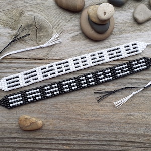 Couple Yin Yang bracelets set of 2 Loom woven Tao bracelet for two women men His her black white beaded wristband Bagua Feng shui Taiji
