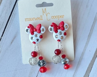 Minnie Mouse Dangle Earrings/Minnie Mouse/Theme Park Bling/Magic Kingdom Fashion/Dangle Earrings/Disney World Earrings/Disneyland Earrings