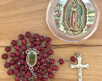 Our Lady of Guadalupe Virgin Red Beaded Rosary Necklace in Case Religious Gift Party Favor Prayer Catholic Rosario Virgen de Guadalupe