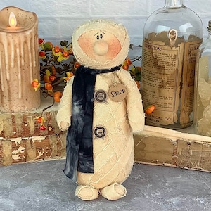 Simon the Groovy Mummy – Handmade Primitive: Whimsical Soft Sculpture Collectible Spooky Mummy for Halloween Décor by Honey and Me, Inc™
