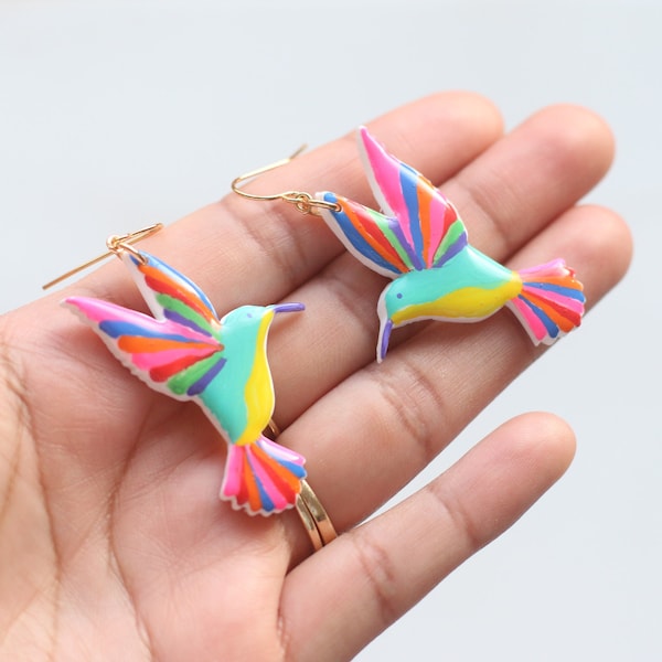 Boucles d’oreilles colibri, boucles d’oreilles en argile colibri, boucles d’oreilles mexicaines, bijoux mexicains, bijoux colibri, boucles d’oreilles otomi, art populaire mexicain