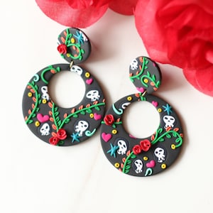 Aretes florales mexicanos, aretes del Día de Muertos, aretes del Día de los Muertos, aretes llamativos, aretes del Cinco de Mayo, aretes de flamenco