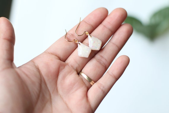Boucles D'oreilles Pendantes En Opale Triple Et Argent 925 - Goutte Ovale, Bleu, Neuf Avec étiquettes