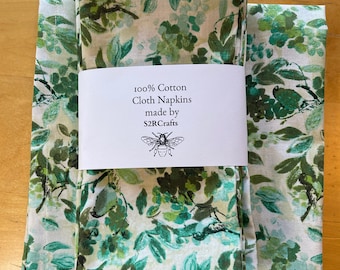 Cottage core Green Floral, Hummingbird Cloth Dinner Napkins, Christmas Gift for Her