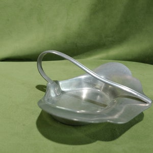 Pewter 787 Heart Candy/Bonbon/Catch All/Trinket Dish with Handle