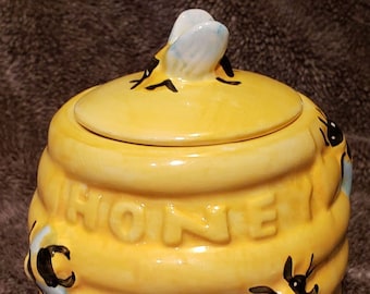 California Pantry Bee Hive Shaped Figural Honey Pot - HOW ADORABLE! Hand Painted. Bumble bees all over it! Says "HONEY".