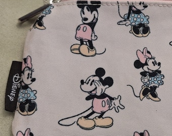 Sac Loungefly zippé avec tirette en métal argenté - STYLÉ !  Excellent état d'occasion - À utiliser comme trousse de maquillage - PARFAIT !