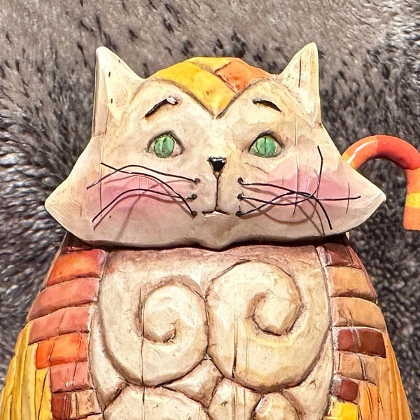 Enesco's Jim Shore Figurine "ELIJAH" the Tabby Cat - Porcelain Resin Composite. Hand Painted. GORGEOUS! Timeless! Look at those GREEN eyes!