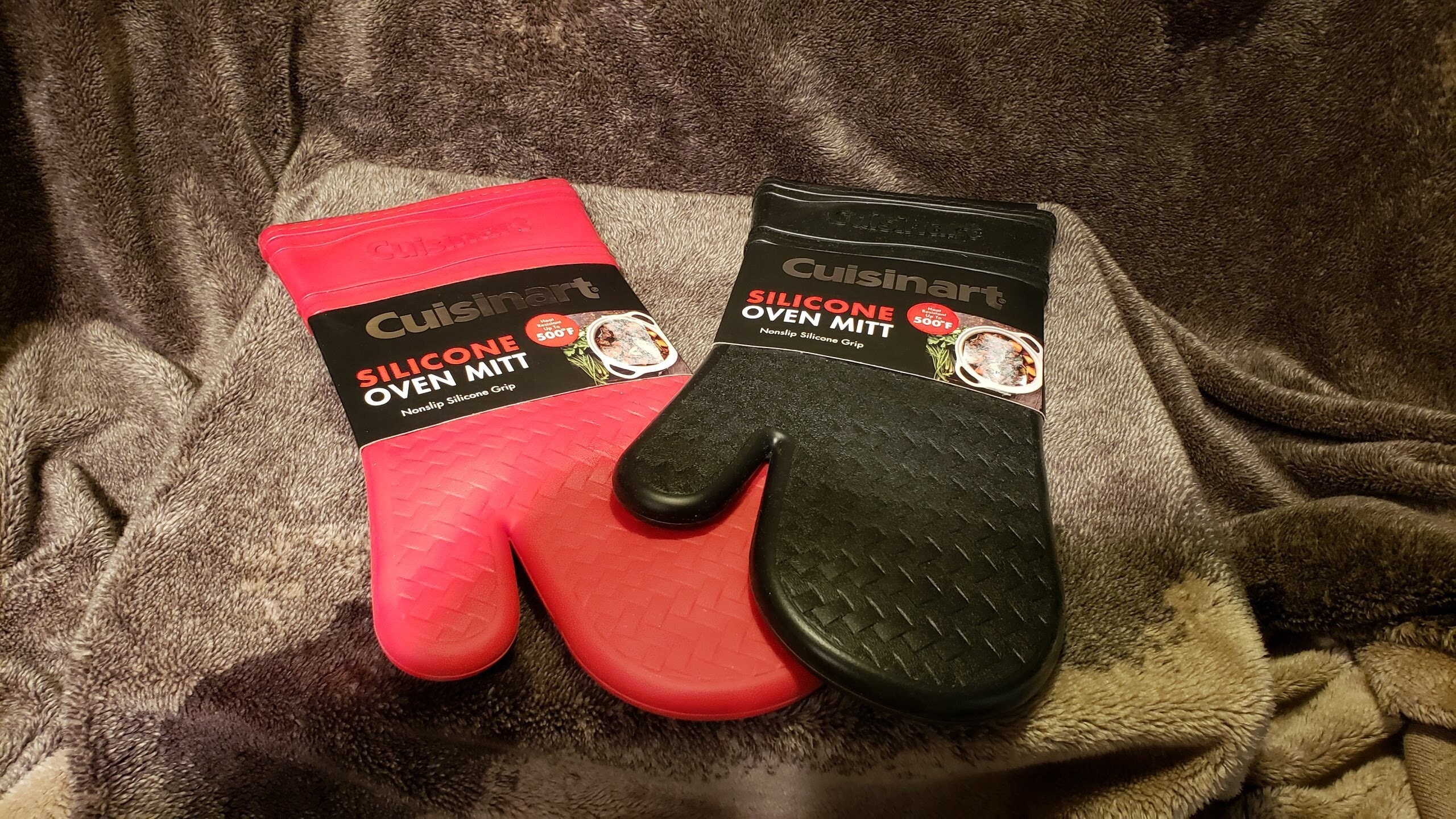 Cuisinart Oversized Silicone Oven Mitts RED & BLACK AMBIDEXTROUS