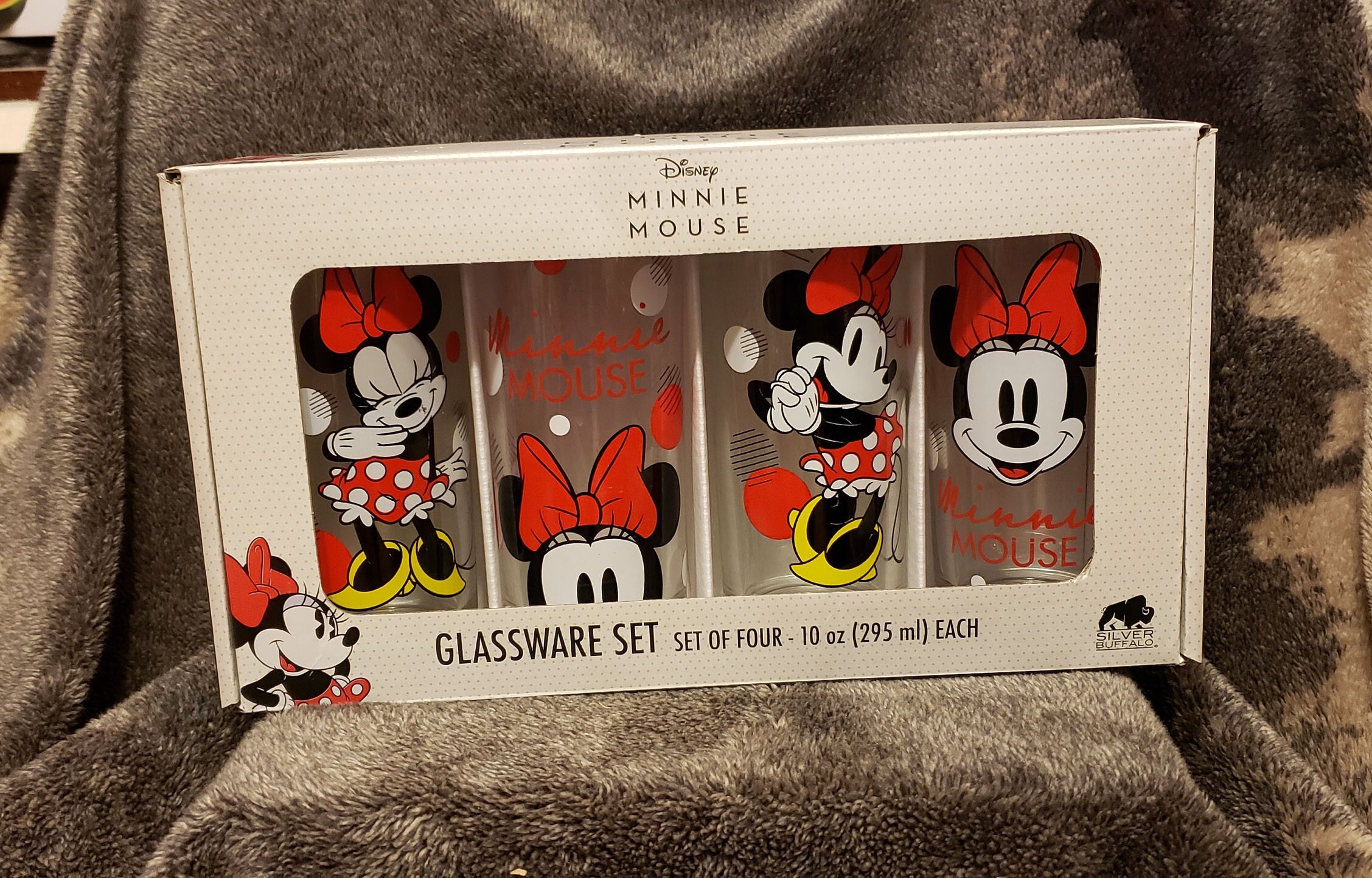 Silver Buffalo Disney Vintage Minnie Mouse 4 Pack