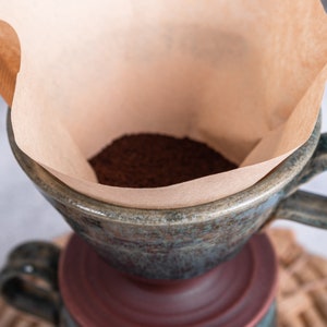 Keramik-Kaffeetropfer, Keramik-Kaffeemaschine, Pour Over Kaffeetropf, Kaffeebraubecher, Geschenk für den besten Freund, für Kaffeeliebhaber Geburtstagsgeschenk Bild 8