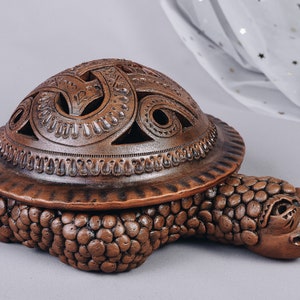 Ceramiczne pudełko na biżuterię, żółw stylizowany, ręcznie robiony ceramiczny żółw, ozdobne pudełko z pokrywką, najlepszy prezent dla mamy, wystrój domu, pomysł na prezent na parapetówkę