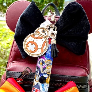 Star Wars BB8 Disney Ear Holder For Backpack Minnie Mouse Ear Saver W/ Custom Charm Mickey Ears Holder Key Fob Holder Wristlet