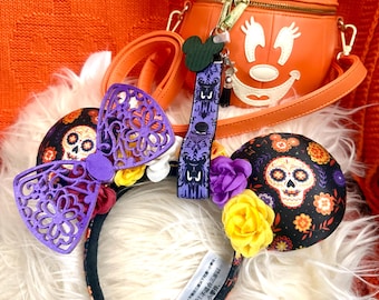 Haunted Mansion Ear Holder: Hand-Painted Charm & Whimsical Tassel