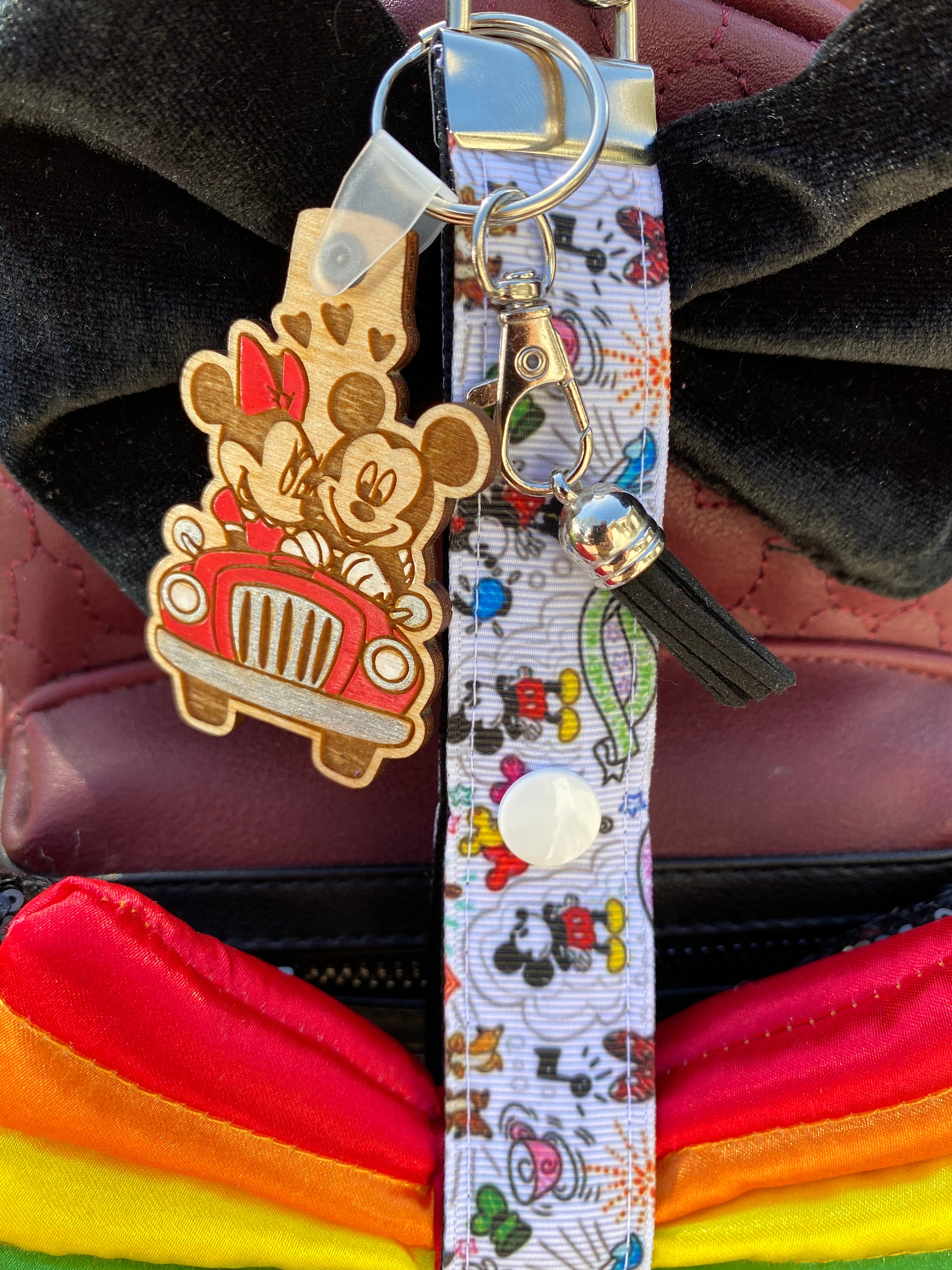 Cute Couple Mickey Minnie Ear Holder for Backpack W/ Custom Charm Disney Ear Saver Mickey Minnie Ears Holder Key Fob Holder Headband Strap