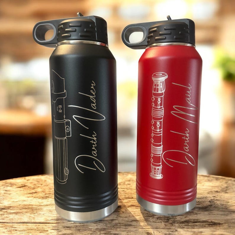 Personalized Star Wars Lightsaber Water Bottle: Laser Engraved 32oz Gift bild 1