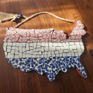 Bits and Peaces Mosaik, Mosaik der amerikanischen Flagge, Mosaik der Vereinigten Staaten, handgefertigte Kunst, Upcycled, Wanddekoration