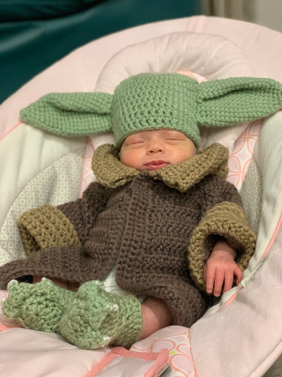 Baby Yoda The Child The Mandalorian Costume Cosplay Etsy Baby Yoda The Child The Mandalorian Costume Cosplay Etsy