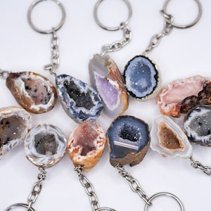 Agate Geode Keychain | Druzy Agate geode key chain | Natural Agate geode | Crystal Keychains