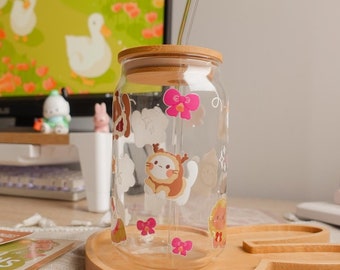 Tazza di vetro con gattini di Natale / Tazza di vetro con gatto kawaii / Tazza da caffè estetica da 16 once con coperchio e cannuccia, idee regalo di Natale per lei