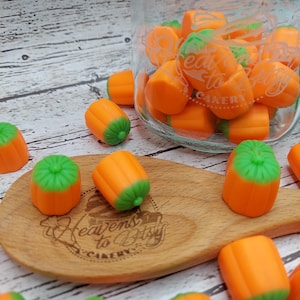 Fake pumpkin candy, candy charm, faux candy, slime supplies, candy cabochons, kawaii cabochons, realistic pumpkins, fake Halloween candy