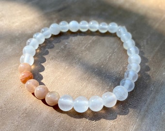 Selenite Crystal Healing Bracelet with Sunstone, Selenite and Sunstone Healing Crystals, Spiritual Healing Gift for Her, Selenite Crystal