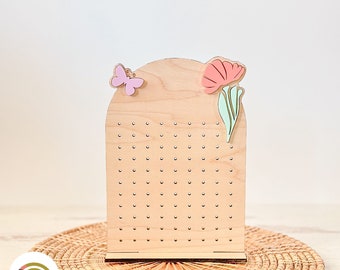 SVG Butterfly Flower Display Stand, Laser Cut File for Glowforge, Personalize with Name, Gift for Girl