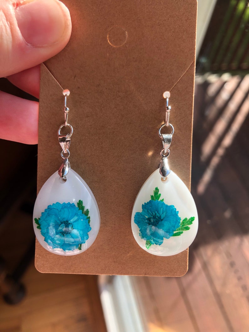 dried blue flower dangle earrings