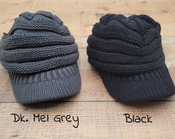 Cable Knit Brim Visor Beanie: Warm Acrylic Winter Hat