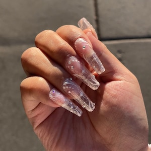 Glitter line art press on nails