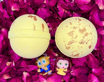 Bomba de baño de La Bella y la Bestia con juguete, regalo de cumpleaños para niña, artículos de baño de princesas Disney, regalos de Navidad, regalo para calcetines navideños.