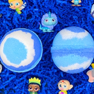 Mystery Bath Bomb for Kids, Disney Bath Bomb with Toy, Birthday Gift Idea for Girls, Party Favors for Boys, Easter Basket Filler, Surprise