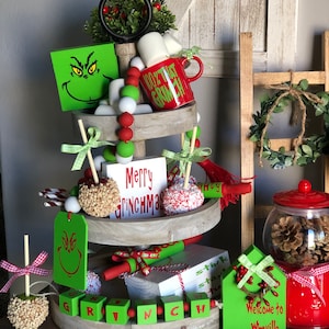 Paquete de decoración navideña, juego de 3, bandeja navideña de varios niveles, guirnalda navideña, rodillo, etiqueta de madera, mini letrero