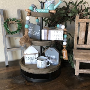Pacchetto decorazioni per la famiglia, decorazioni con vassoi a più livelli, ispirate a Rae Dunn, decorazioni con vassoi a più livelli in stile fattoria, decorazioni in stile fattoria, decorazioni in stile fattoria moderna