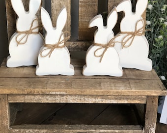 Distressed Wooden Easter Bunnies Decor