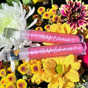 Bubblegum Lip Gloss | Infused with Raspberry Seed Oil, Jojoba Oil, Vitamin E | Moisturizing | Nourishing | Smooth | Vegan | Bubblegum